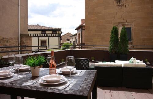 Haro Apartment | Apartamentos La Herradura Terraza