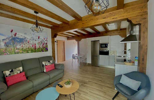 Mogrovejo Apartment | Apartamentos la Ventana de Mogrovejo