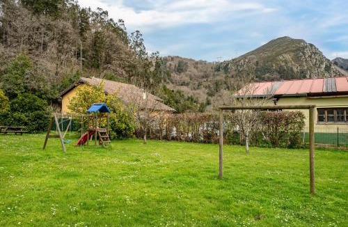 San Juan de Parres House | Apartamentos Les Cuartes