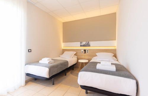 Santa Margarida Apartment | Apartaments Terraza - Santa Maria