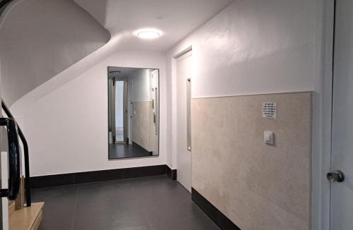 Santander City Centre Apartment | Apartment 2 next to the bay and cathedral