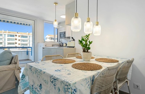 Torredembarra Apartment | Apartment 250m beach with pool and parking