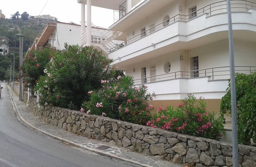 Roses Town Center Apartment | Apartment 30 m from the beach