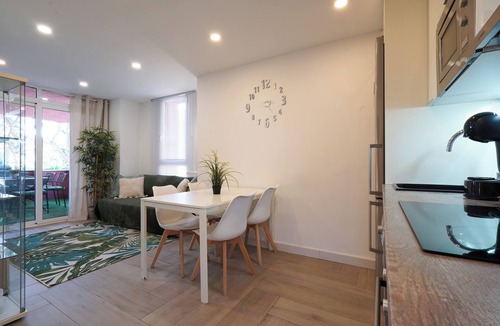 Castelldefels Apartment | Apartment-4people-Parking-Castelledefels-Bikes-Bbq