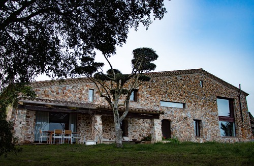 Vidreres House | Apartment Alegria is in beautiful country house in the middle of the forest with large pool