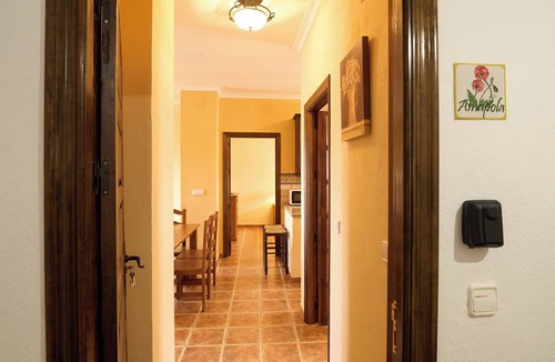 Valsequillo Apartment | Apartment 'Amapola' with Balcony, Wi-Fi and Air Conditioning
