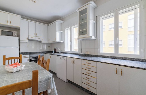 Monforte de Lemos Apartment | Apartment 'Apartamento Sarria' with Wi-Fi