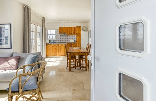 Empuriabrava Apartment | Apartment 'ART-Revilla Tacke B' with Sea View, Balcony, Shared Pool & Wi-Fi