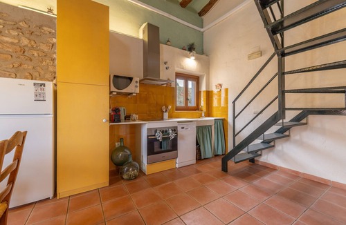 Pira House | Apartment 'Cal Capdevila Verd' with Mountain View, Wi-Fi and Air Conditioning