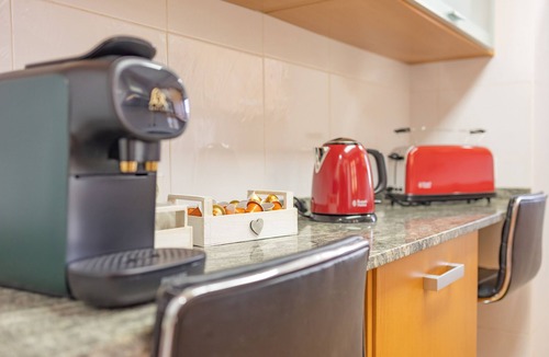 El Albir Apartment | Apartment 'Calú' with Mountain View, Wi-Fi and Air Conditioning