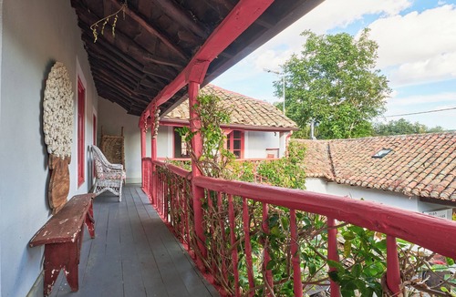 Villamejil House | Apartment 'Casa Grande' with Shared Terrace, Shared Garden and Wi-Fi