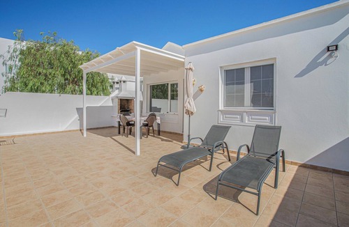 Playa del Cable Apartment | Apartment Casa Maria with Pool, Wi-Fi, Terrace & Garden