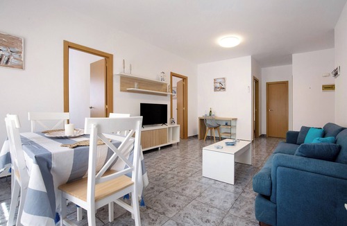Gran Tarajal Apartment | Apartment Casa Relax with Air Conditioning and Wi-fi
