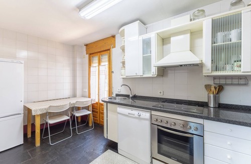 La Matilla Apartment | Apartment 'Casa Rural Cantueso 1' with Mountain View, Private Terrace and Wi-Fi
