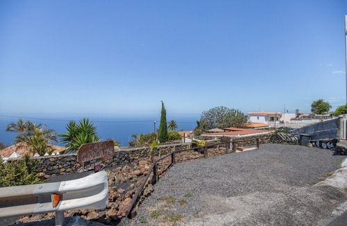 Los Quemados Apartment | Apartment 'Casa' with Sea View, Wi-Fi and Air Conditioning