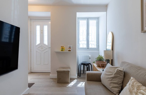 Souto Apartment | Apartment 'Casita En Fontán' with Sea Views, Terrace and Wi-Fi