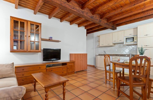 Bustio Apartment | Apartment 'Castañeu' with Wi-Fi