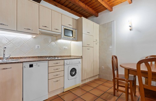 Bustio Apartment | Apartment 'Castañeu' with Wi-Fi