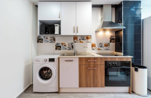 Los Tilos Apartment | Apartment "Centro Estacion Vialia" with Shared Pool & Wi-Fi