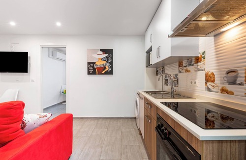 Los Tilos Apartment | Apartment "Centro Estacion Vialia" with Shared Pool & Wi-Fi
