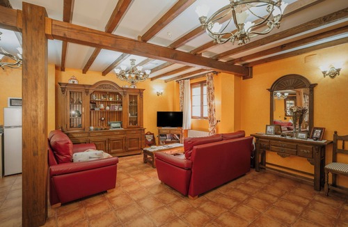 Ampudia Apartment | Apartment 'Colegiata' with Wi-Fi