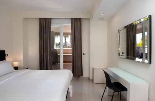 El Paraiso Apartment | Apartment Cortijo oceania by Interhome