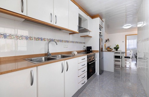 Deltebre Apartment | Apartment 'Cristina' with Private Terrace, Wi-Fi, and Air Conditioning