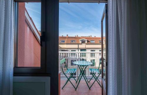 Mino Apartment | Apartment Edificio Bahia II by Interhome