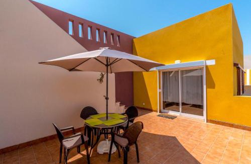 Flamenca Beach Apartment | Apartment El Bosque by Interhome