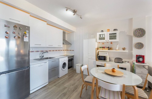 Tazacorte Apartment | Apartment 'Elegante' with Sea View, Balcony and Wi-Fi