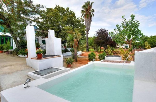 Castell-Platja d'Aro Cottage | Apartment La Cort inside Masia Cal Ros, 8 people