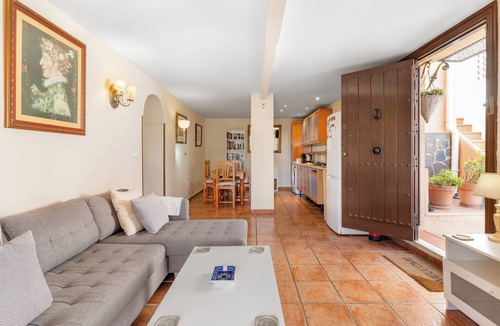 El Faro Apartment | Apartment 'Con Encanto' with Sea Views, Wi-Fi and Air Conditioning