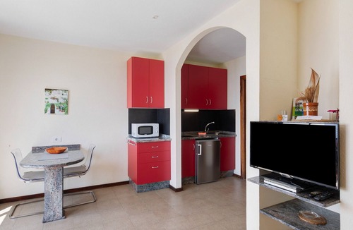 Puerto Naos Apartment | Apartment 'Moijama 10' with Sea View, Shared Pool and Wi-Fi