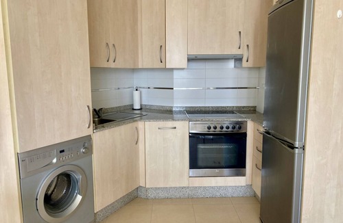 Porto de Espasante Apartment | Apartment with ocean views and community pool, just a 3 min walk to the beach!