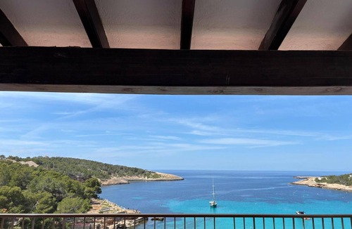 Portinatx Apartment | Apartment in A Hotel '5personas Vista Mar' with Sea View, Wi-Fi and Air Conditioning