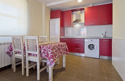Sardon de los Frailes Apartment | Apartment 'Turístico 1' with Lake View, Shared Pool and Wi-Fi