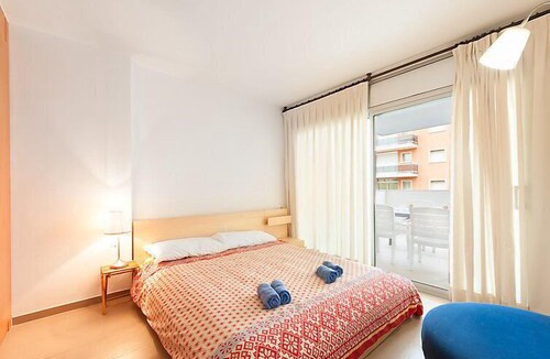 Sant Antoni de Calonge Apartment | Apartment Les Suredes in St Antoni de Calonge - 6 persons, 3 bedrooms