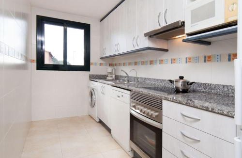 L'Escala Apartment | Apartment Escorxador by Interhome