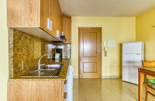 L'Escala Apartment | Apartment Estudio G close to the Beach with Balcony & Wi-Fi