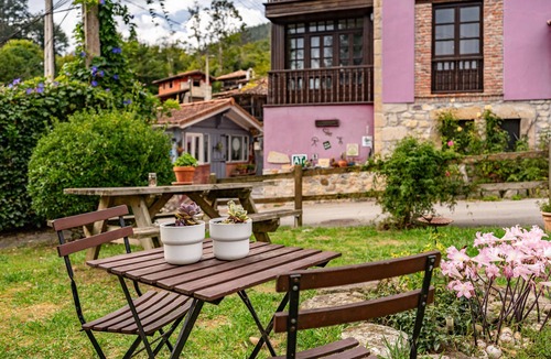 San Juan de Parres Apartment | Apartment 'Florenta G2' with Mountain View, Private Terrace and Wi-Fi