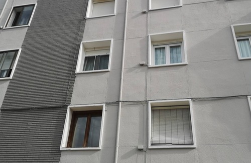 Barbastro Condo | Apartment in Barbastro, views of the Pyrenees