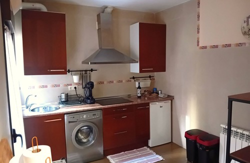 Logrono Historic Centre Apartment | Apartment in center with free private parking.