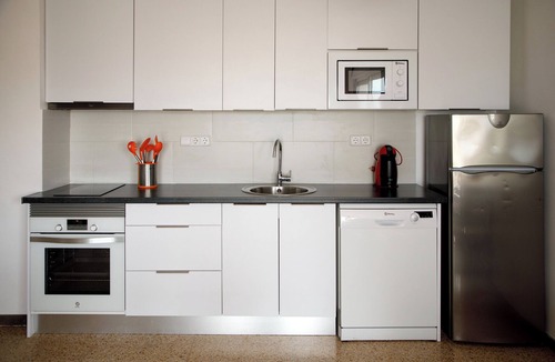 Empuriabrava Apartment | Apartment in Empuriabrava. 50 meters beach and trades.