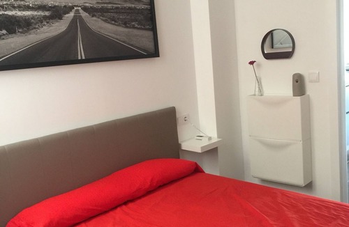 San Anton Apartment | Apartment in the old part of the city, 320 meters from the beach.