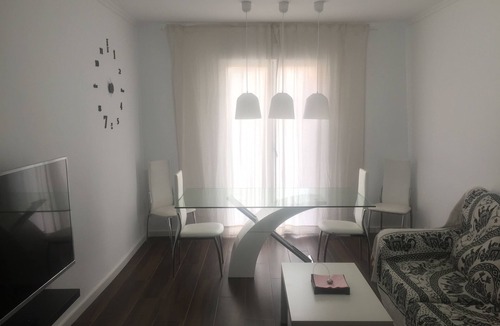 San Anton Apartment | Apartment in the old part of the city, 320 meters from the beach.