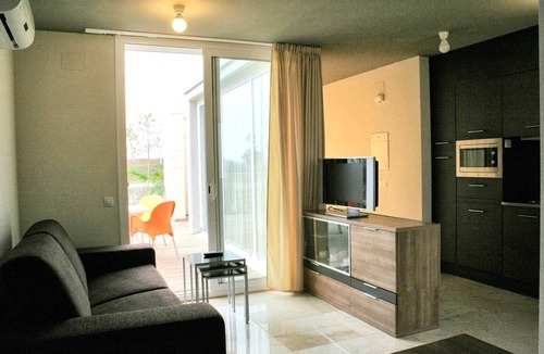 L'Escala Apartment | Apartment in La Escala near Els Riells Beach