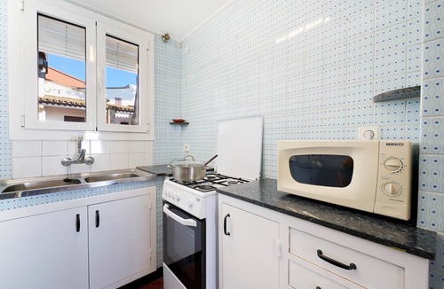 Llafranc Apartment | Apartment in Llafranc with Sea Views