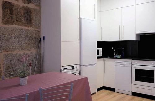 Ourense Apartment | Apartment in Ourense Near Thermal Baths