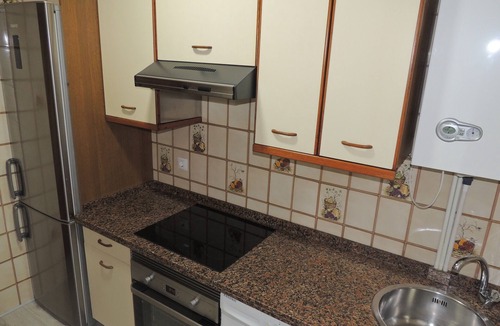 La Corredoria y Ventanielles Apartment | APARTMENT IN OVIEDO WITH FREE PARKING, WIFI AND NETFLIX BY DELABRA APARTMENTS.