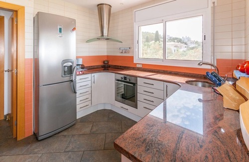 El Mas Fumats Apartment | Apartment in Roses with Private Pool & Garden